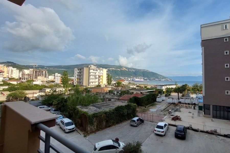 Apartament me pamje nga deti Plazhi i Vjeter Vlore