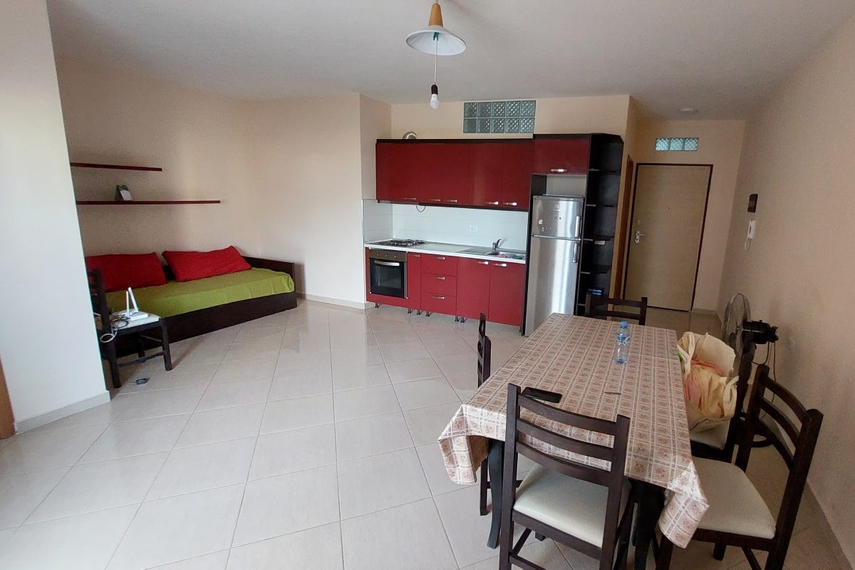 Apartament me pamje nga deti Plazhi i Vjeter Vlore