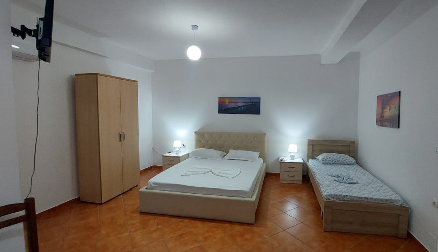 Vila Joni qera ditore Lungomare Vlore
