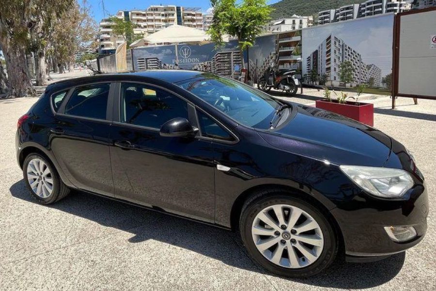 opel astra 1.7 nafte makina me qera car for rent albania shtepi pushimi (1)