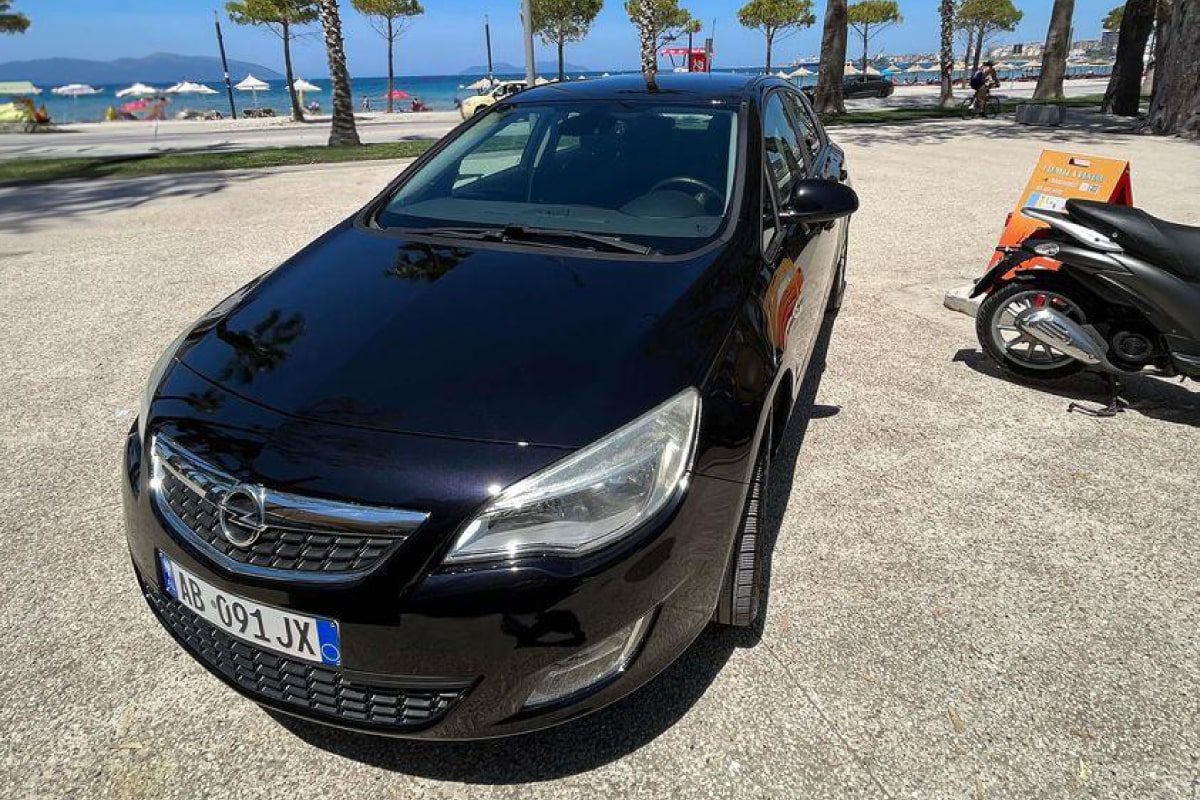 opel astra 1.7 nafte makina me qera car for rent albania shtepi pushimi (1)