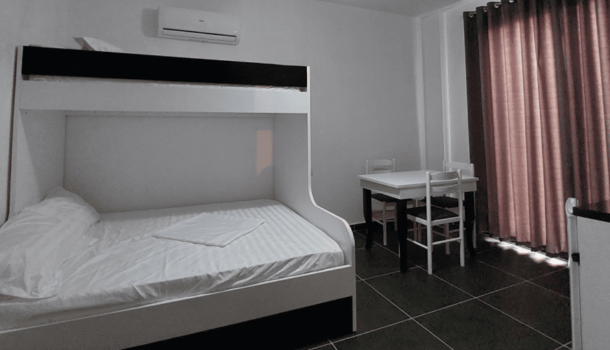 Dhome moderne per 4 persona